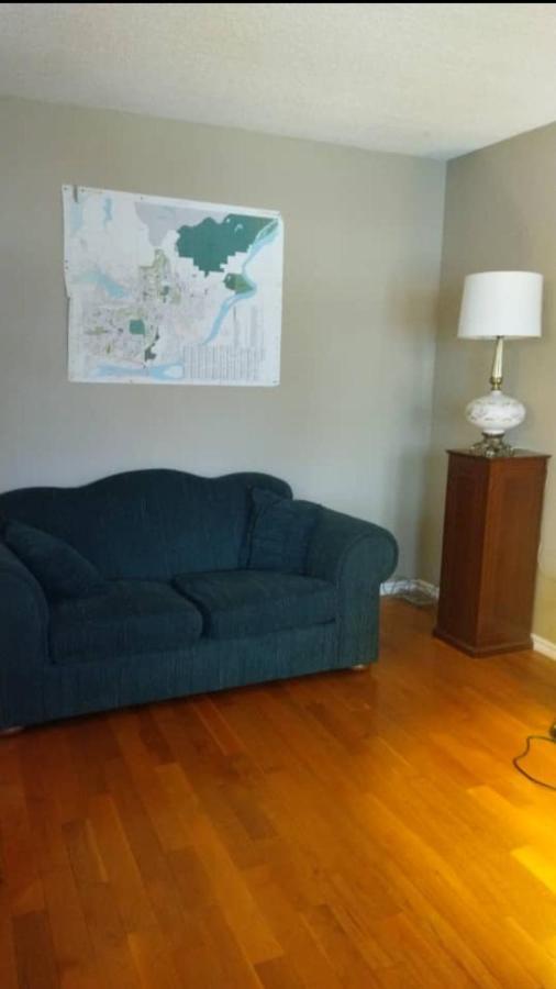 Green&White House Apartment Кокитлам Екстериор снимка